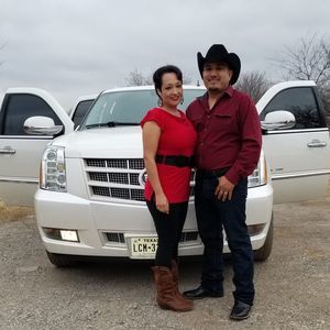 Meet your Posher, Efrain